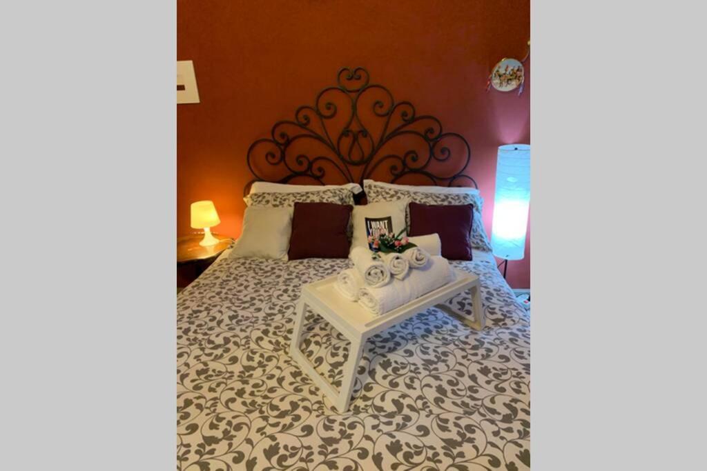 "Little Sicilian Home"-Room With A Private Bathroom & Kitchen -Fridge - And Shared A Beautiful Terrace On Hostel Taormina Center Exterior photo