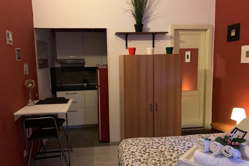 "Little Sicilian Home"-Room With A Private Bathroom & Kitchen -Fridge - And Shared A Beautiful Terrace On Hostel Taormina Center Exterior photo