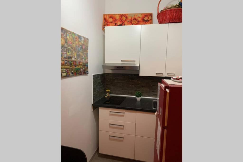 "Little Sicilian Home"-Room With A Private Bathroom & Kitchen -Fridge - And Shared A Beautiful Terrace On Hostel Taormina Center Exterior photo