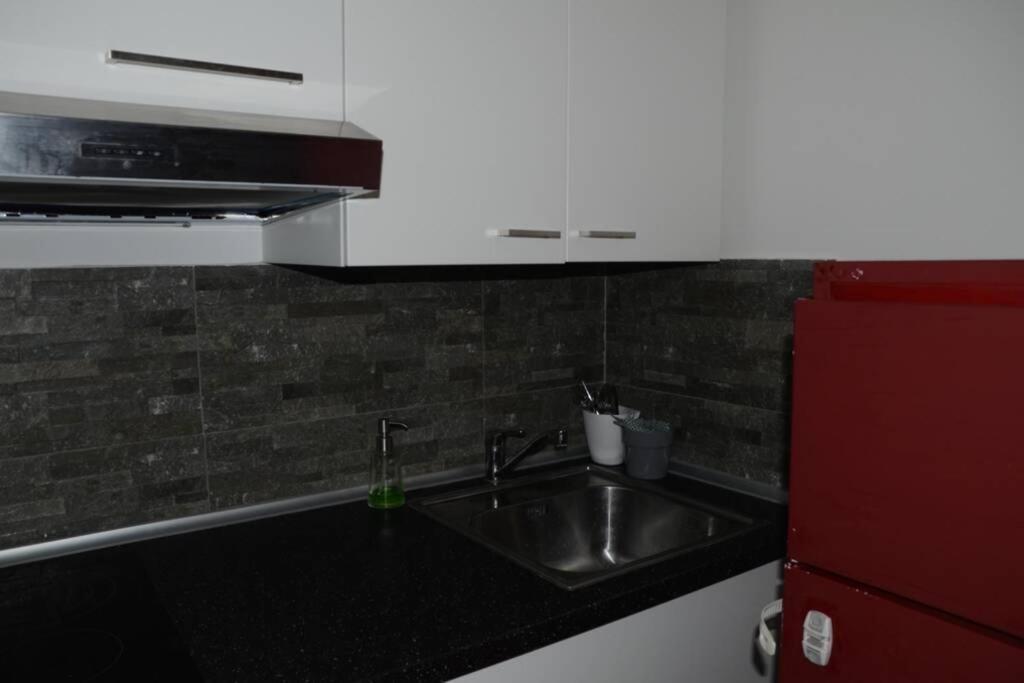 "Little Sicilian Home"-Room With A Private Bathroom & Kitchen -Fridge - And Shared A Beautiful Terrace On Hostel Taormina Center Exterior photo