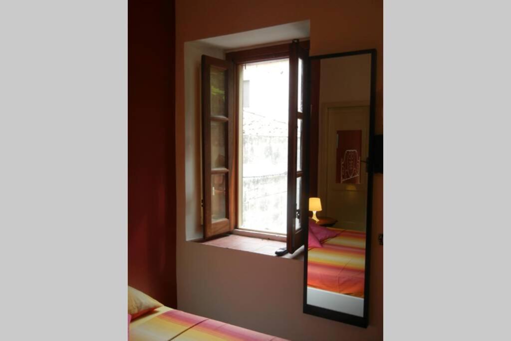 "Little Sicilian Home"-Room With A Private Bathroom & Kitchen -Fridge - And Shared A Beautiful Terrace On Hostel Taormina Center Exterior photo